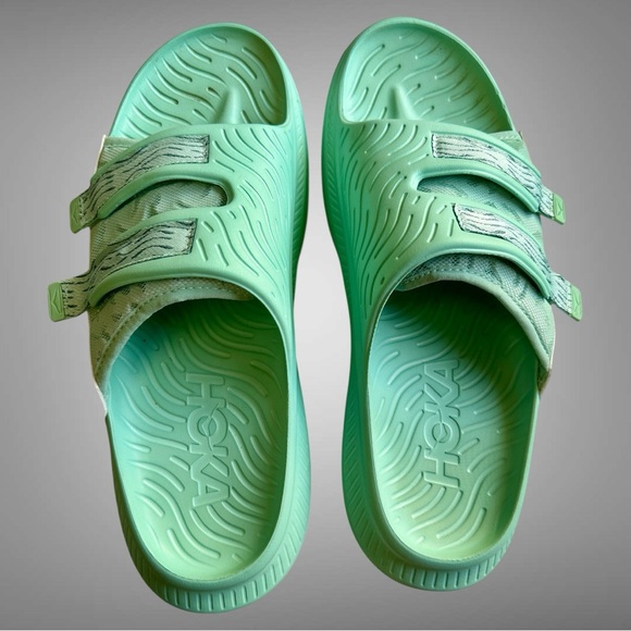 HOKA Ora Luxe Recovery Sandals in Mint Green Men’s 10 / Women’s 12 EUC - Picture 3 of 6